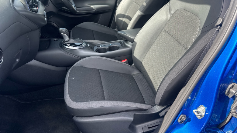 Nissan Juke 1.6 Hybrid N-Connecta 5dr Auto Hybrid Hatchback